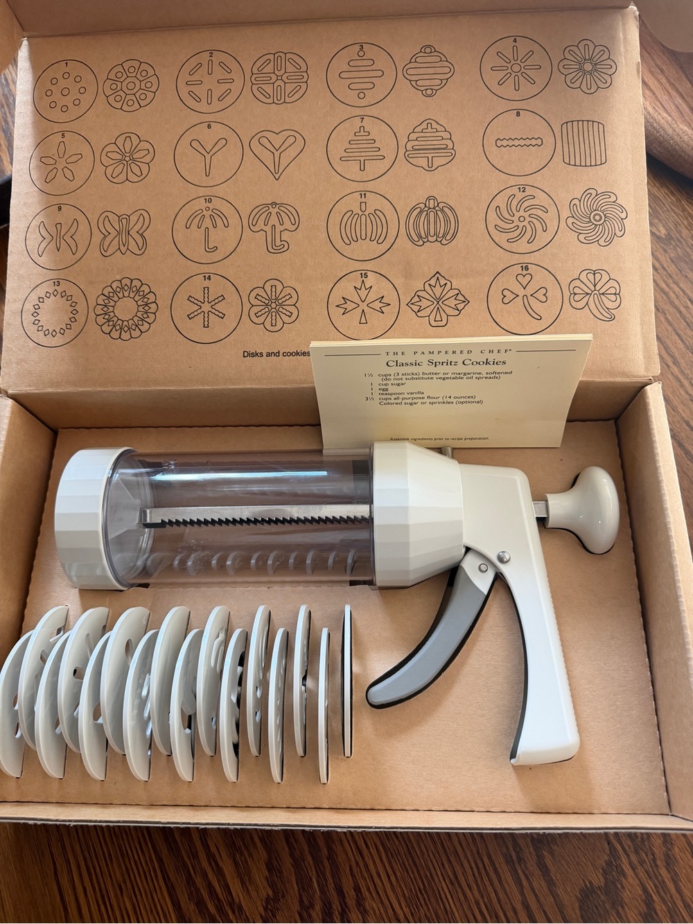The Pampered Chef Cookie Press - New in box!